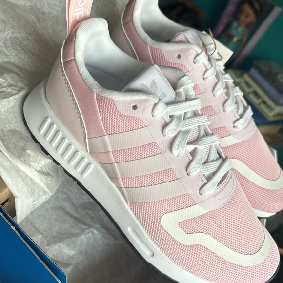 BRAND NEW pink adidas Multix summer running shoe - Picture 3 of 5